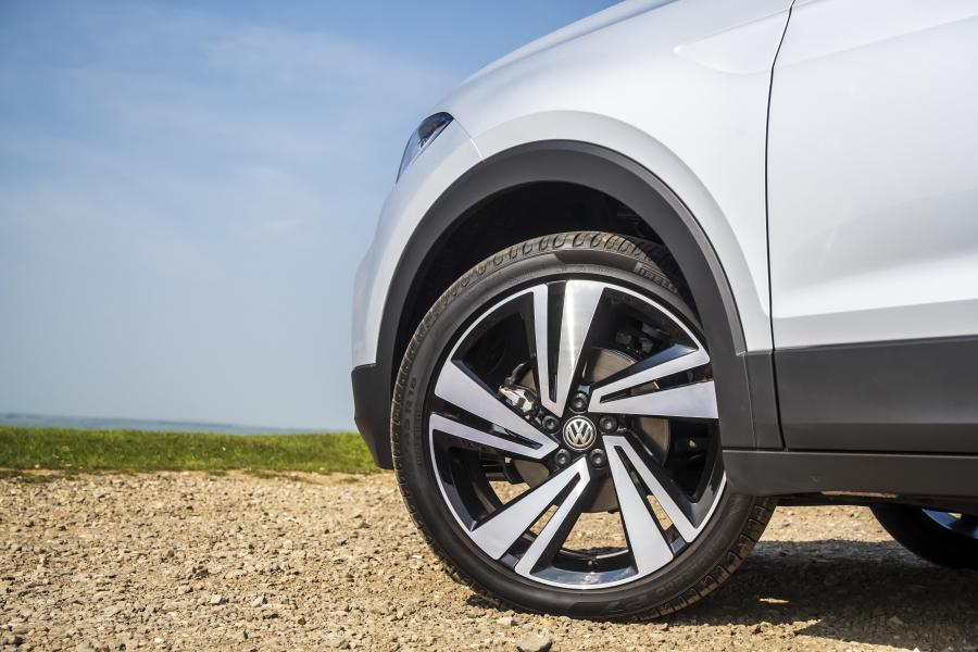 Колеса Volkswagen T-Cross SEL 2019 года  (UK) (фото 24 из 26)